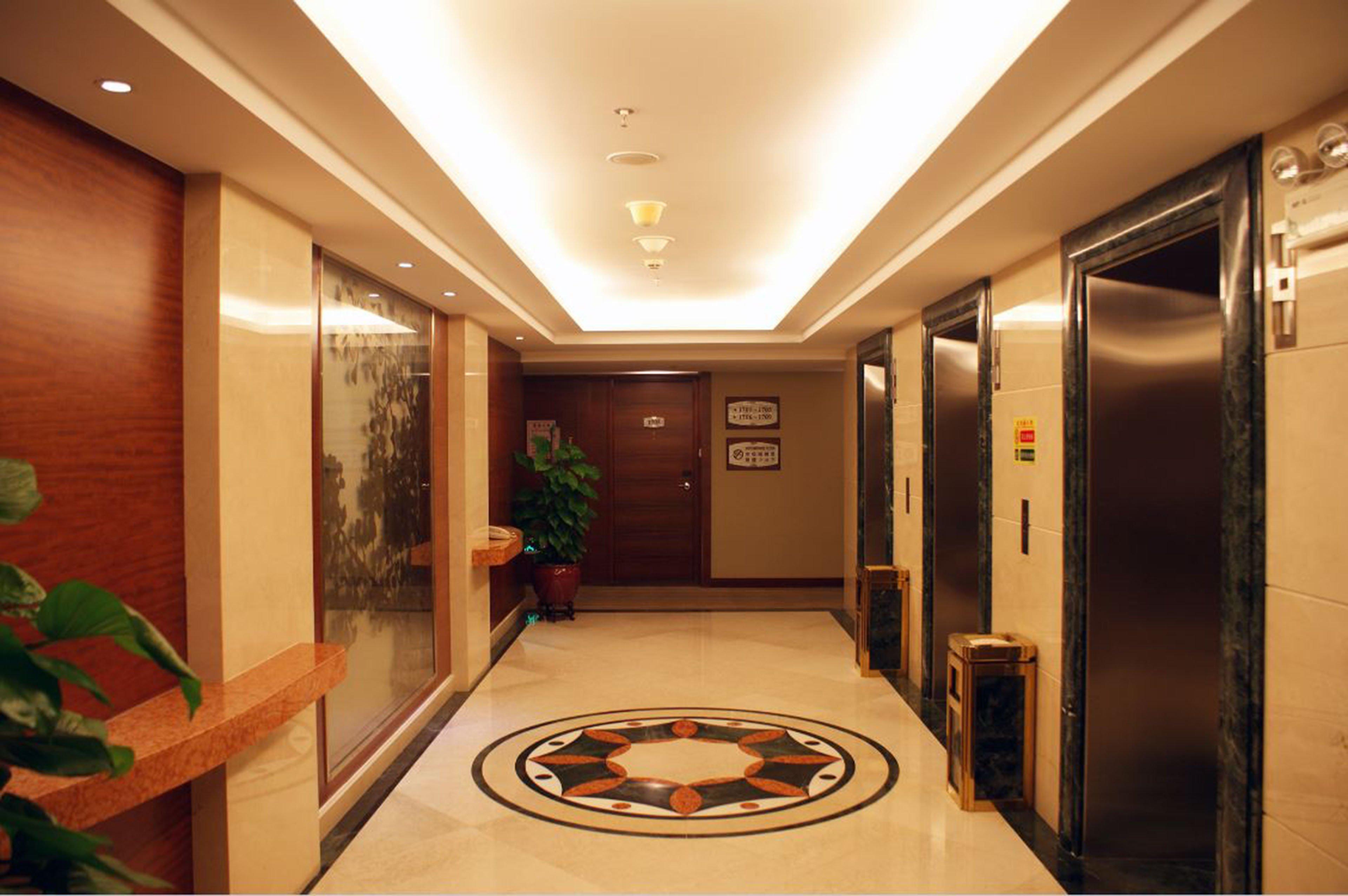 Holiday Inn Shenzhen Donghua, An Ihg Hotel Екстериор снимка